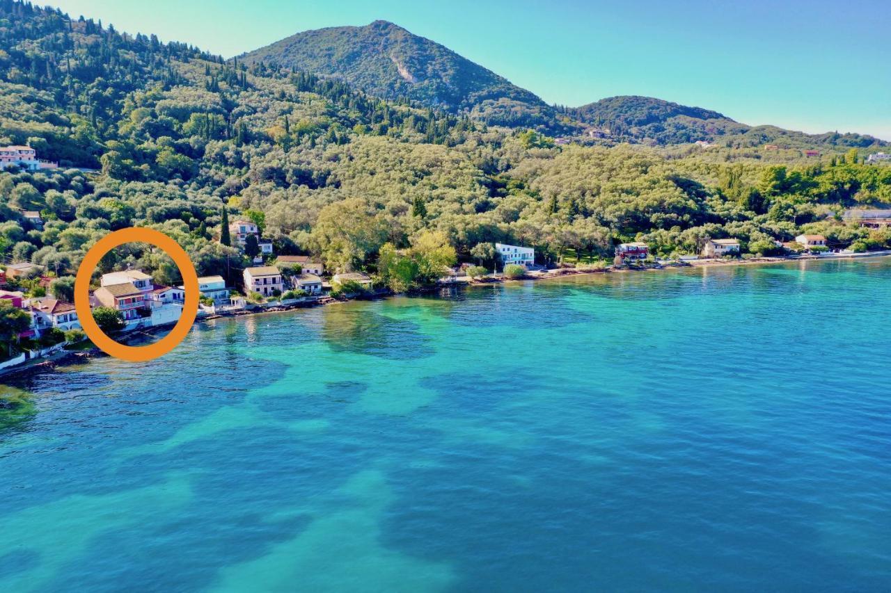 Seafront Villa Ourania Mesongí Eksteriør bilde