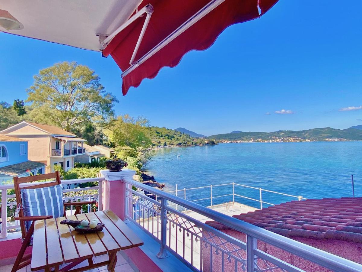 Seafront Villa Ourania Mesongí Eksteriør bilde
